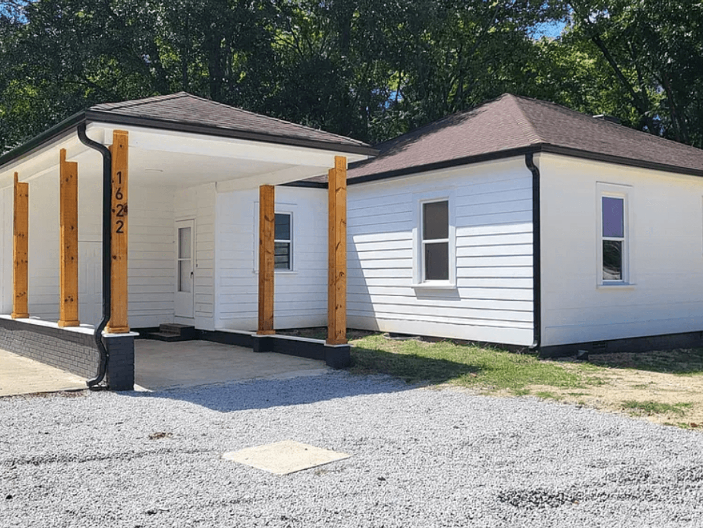 Lancaster House: 1622 Hillside Avenue