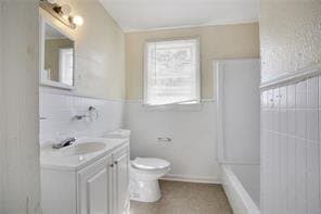 Westwego Apartment: 140-142 6th St.