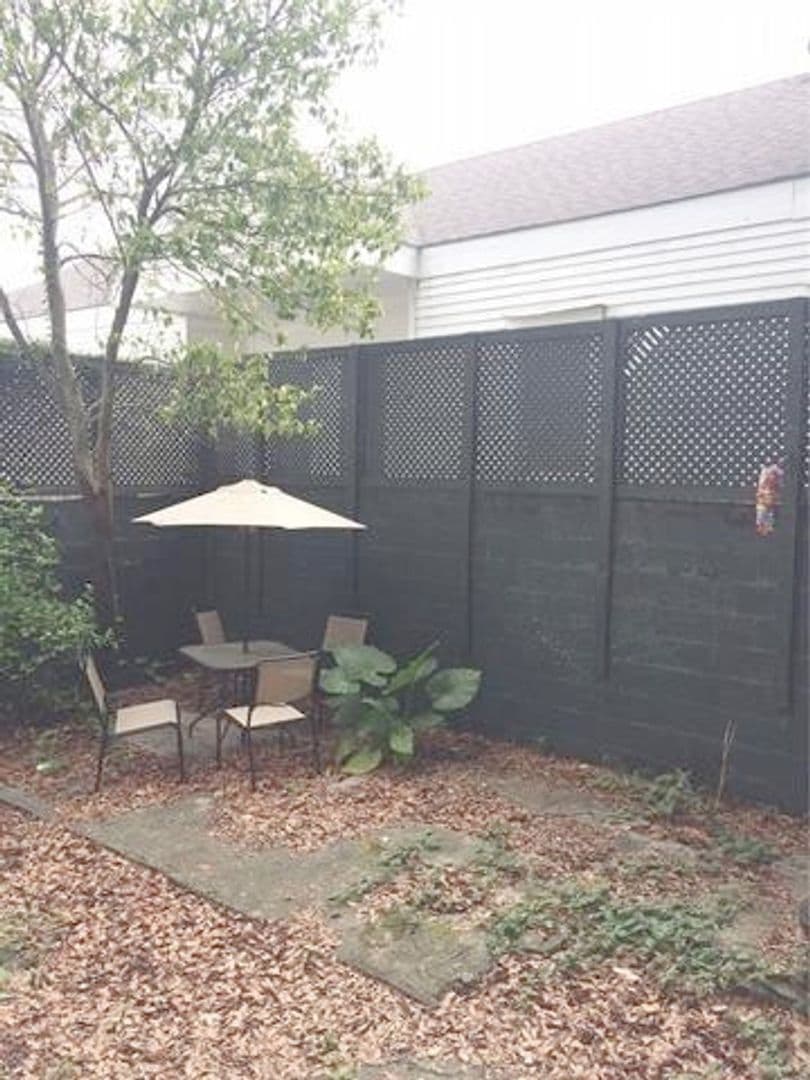 New Orleans House: 1731 Amelia St.