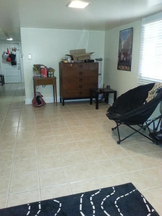 New Orleans Apartment: 527-29 Broadway Ave.