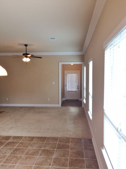 Prairieville House: 16325 Timberstone Dr