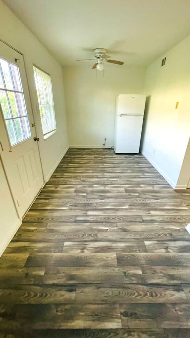 Louisville Townhome: 5546 Indian Oaks Circle