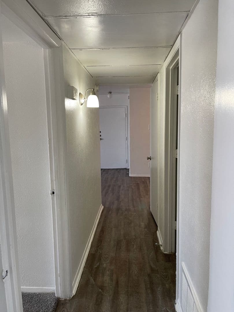 Dallas Apartment: 6864 Larmanda St