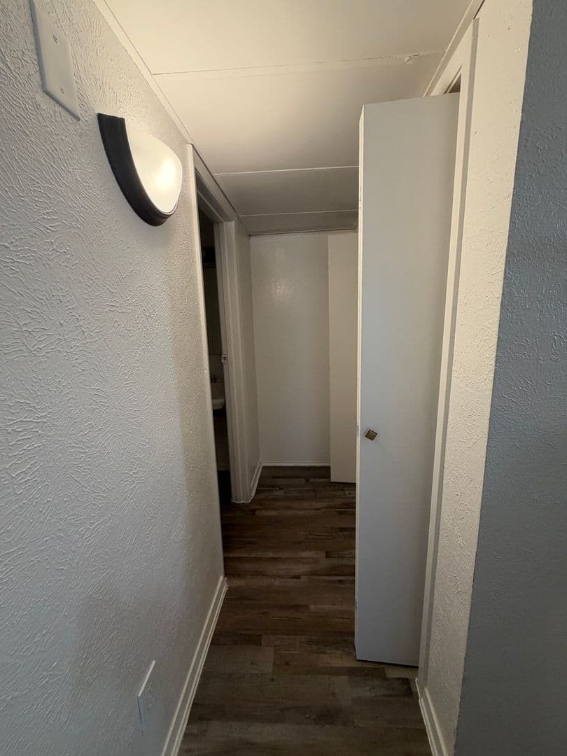 Dallas Apartment: 6864 Larmanda St
