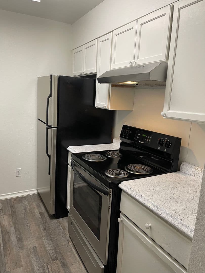Dallas Apartment: 6864 Larmanda St