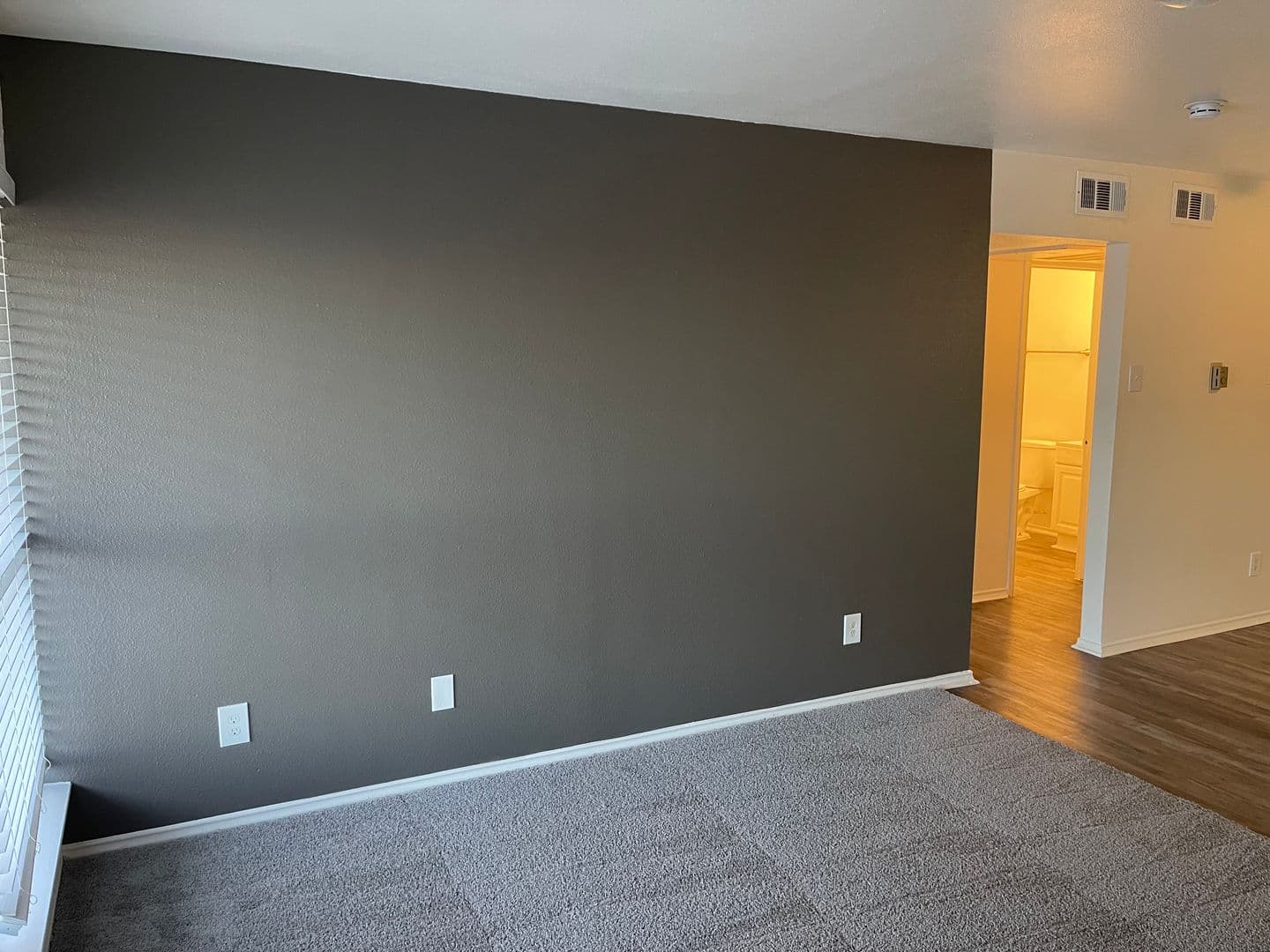 Dallas Apartment: 6864 Larmanda St