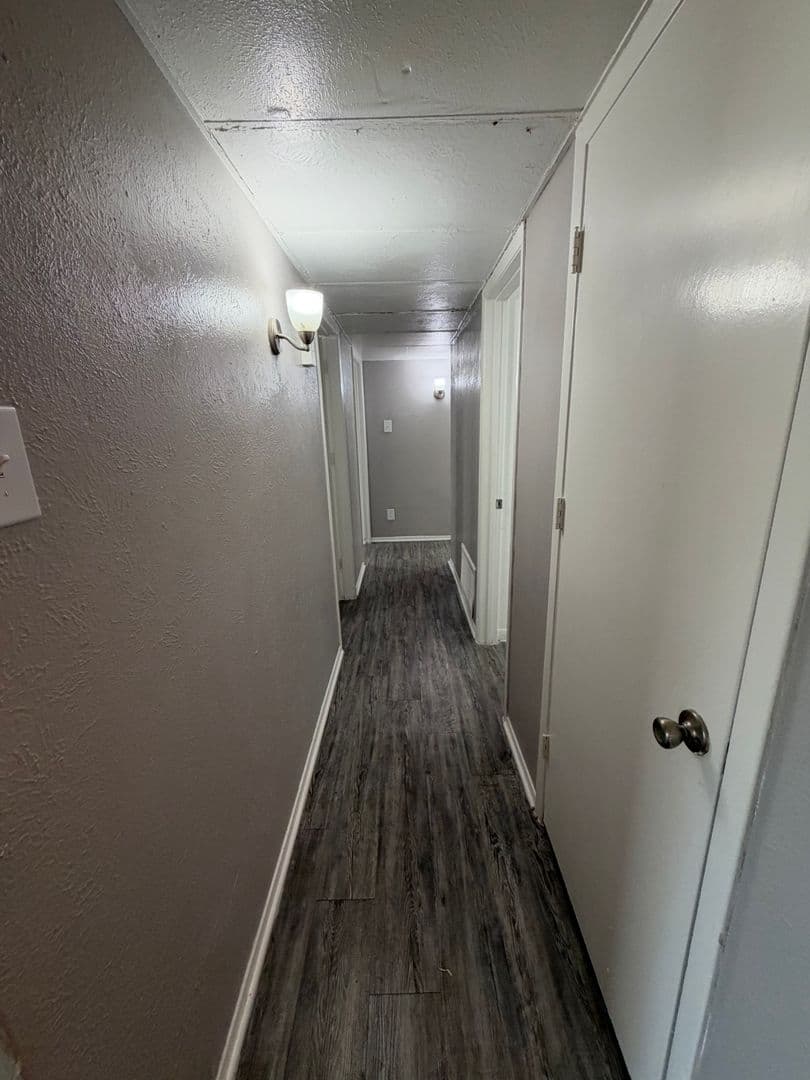 Dallas Apartment: 6864 Larmanda St