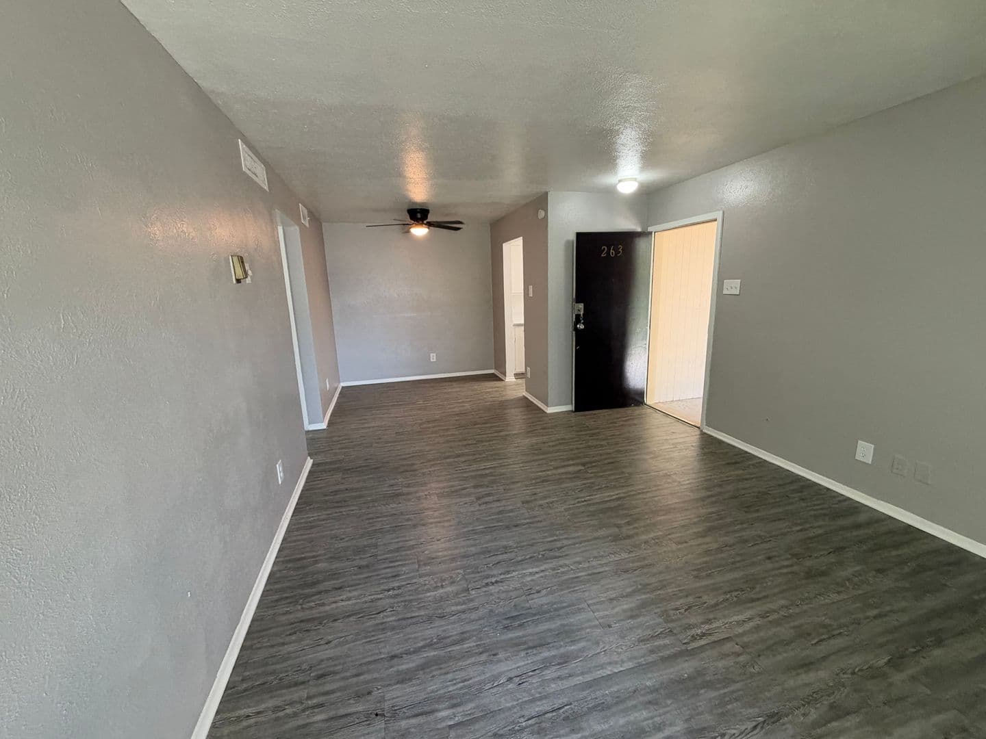 Dallas Apartment: 6864 Larmanda St