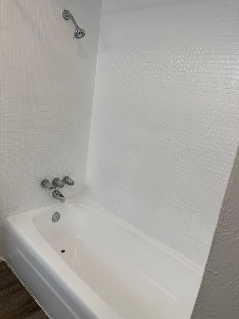 Dallas Apartment: 6864 Larmanda St