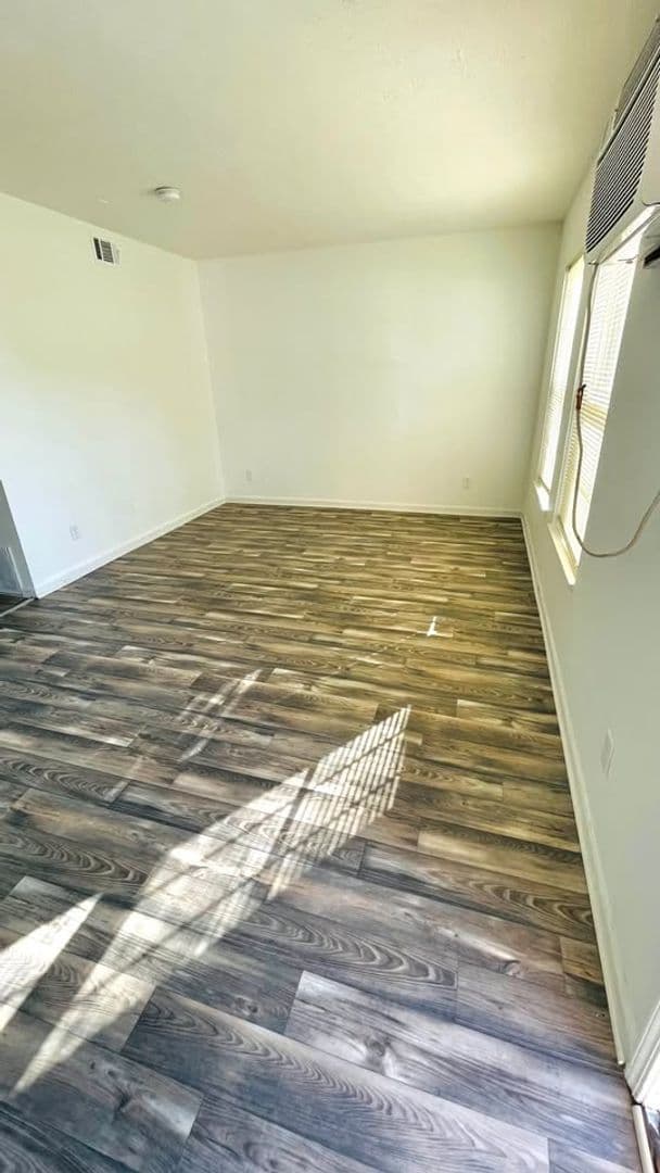 Louisville Townhome: 5546 Indian Oaks Circle