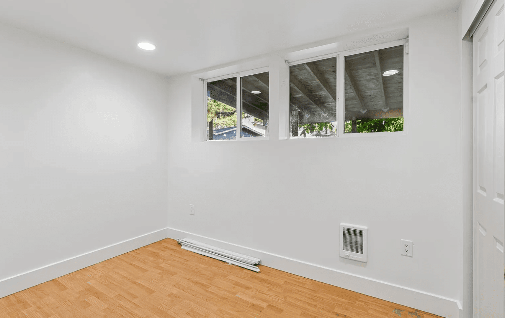 Des Moines House: 1837 S 263rd Pl