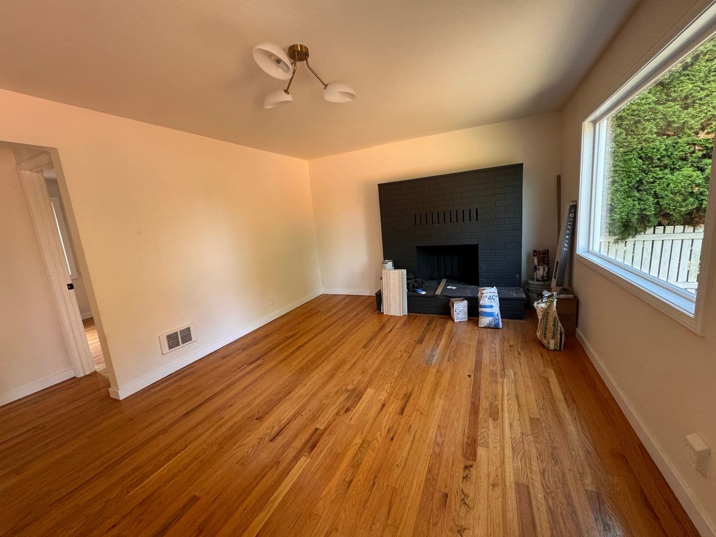 Seattle House: 9230 21st Ave SW