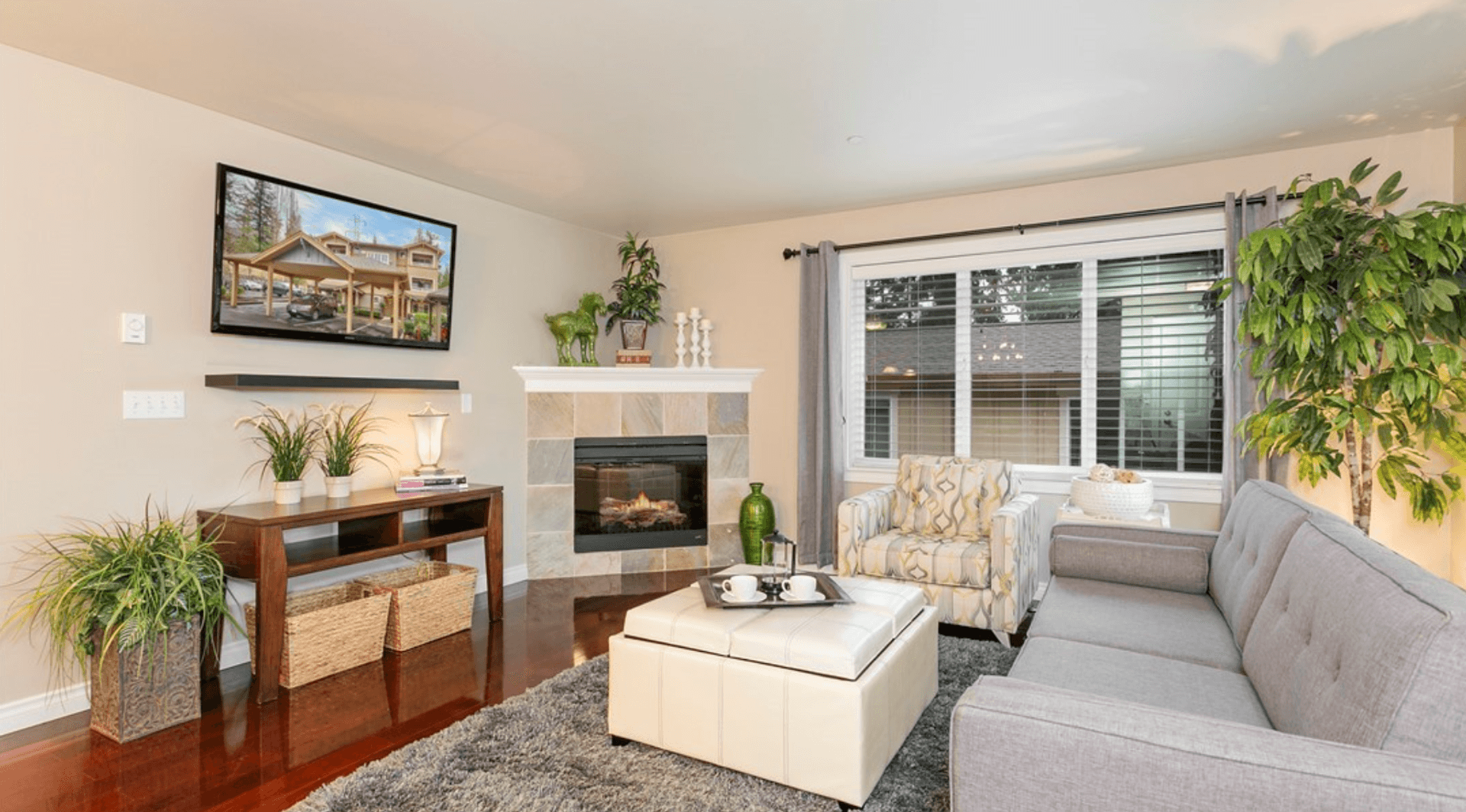 Kirkland House: 11306 124th Ave NE 302