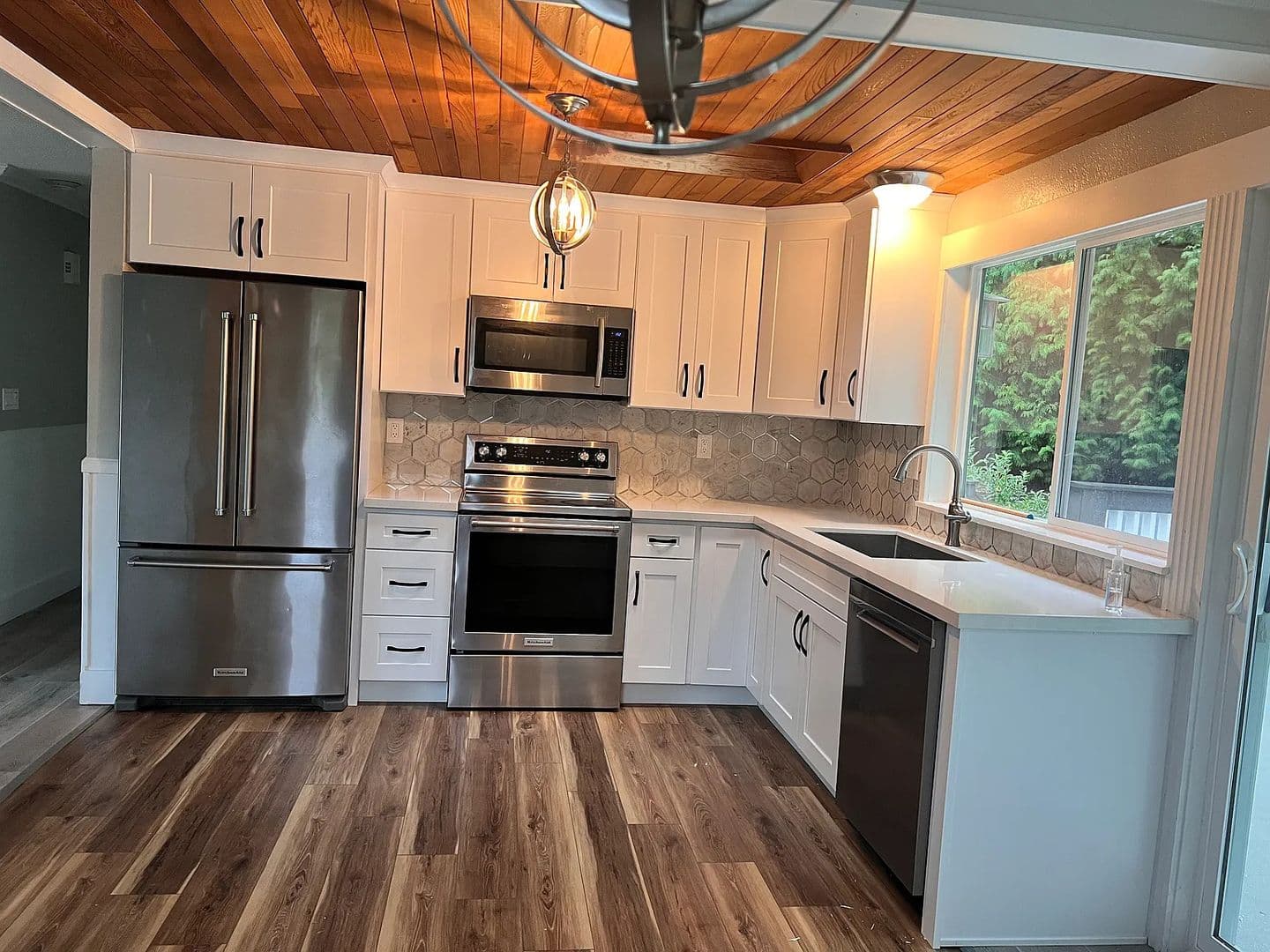 Bothell House: 17321 18th Ave SE