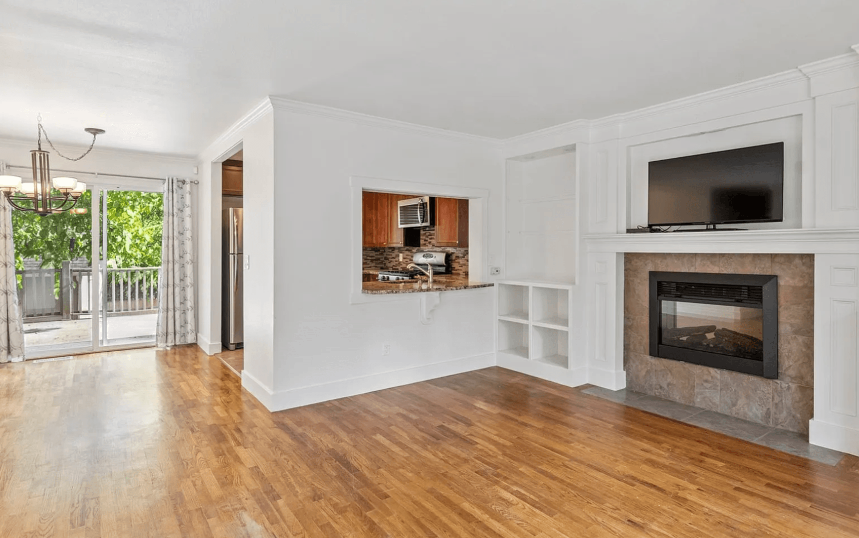 Des Moines House: 1837 S 263rd Pl