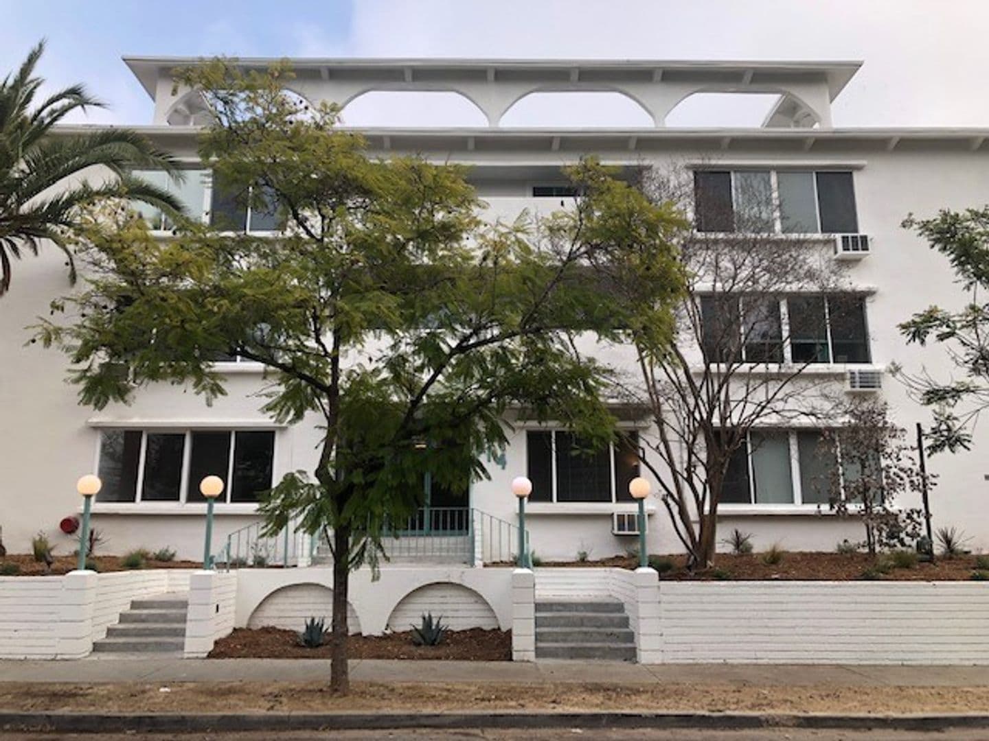 Los Angeles Apartment: 114 S. Gramercy Place