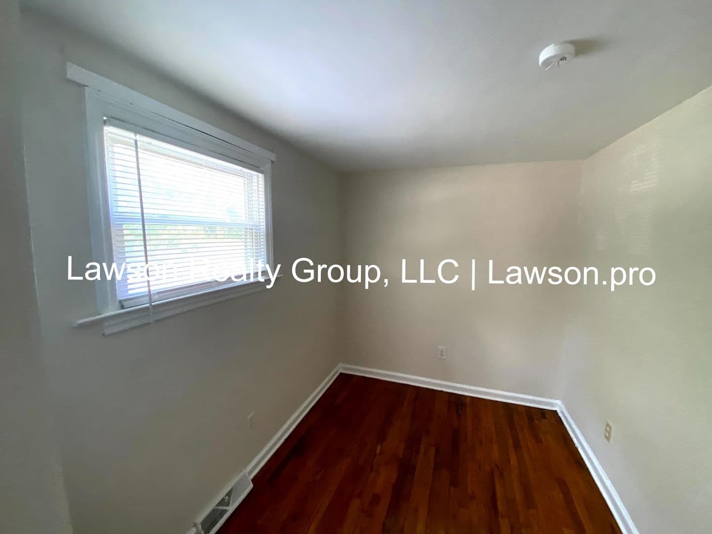 Salem House: 2782 Wildwood Rd