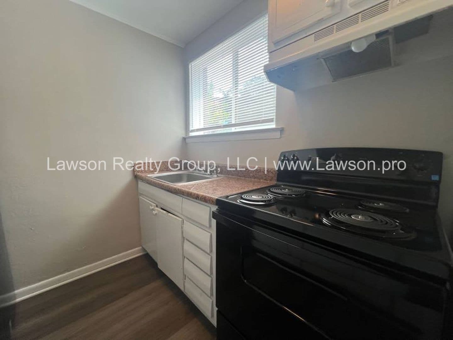 Roanoke Apartment: 2200 Stephenson Ave