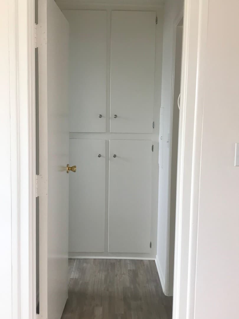 Long Beach Apartment: 218 Belmont Ave