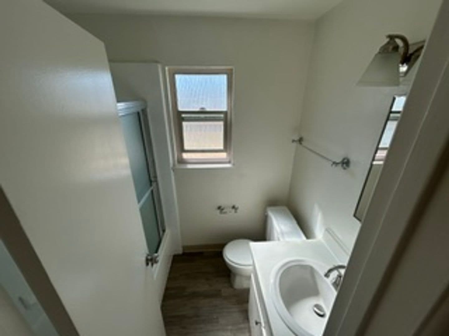 Long Beach Apartment: 218 Belmont Ave