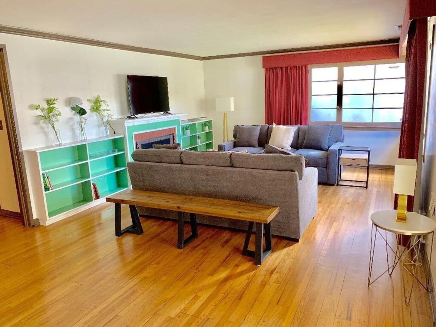 Long Beach House: 176 Quincy Ave