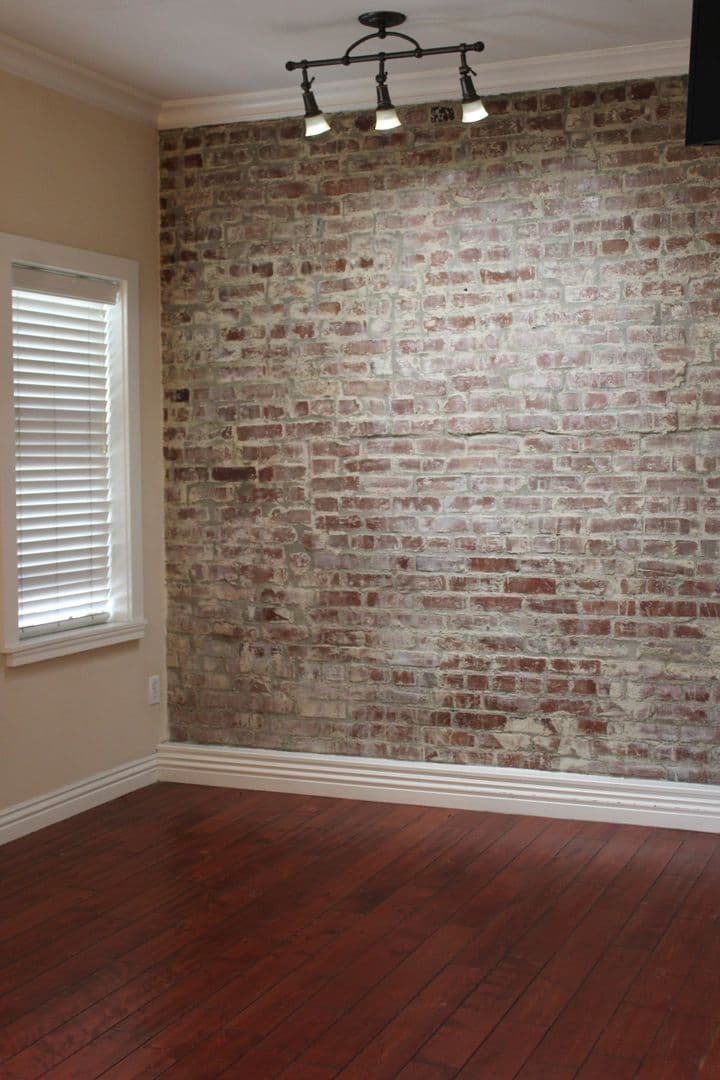 Long Beach Apartment: 345 Chestnut Ave