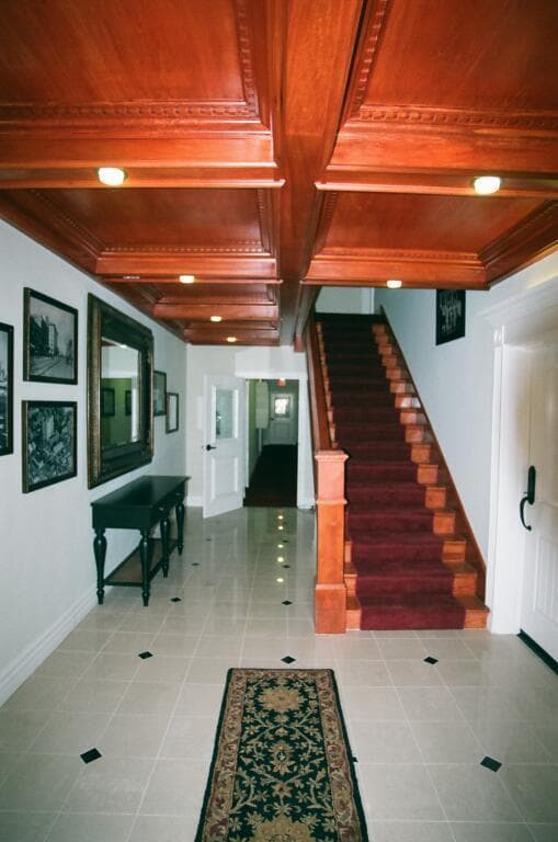 Long Beach Apartment: 345 Chestnut Ave