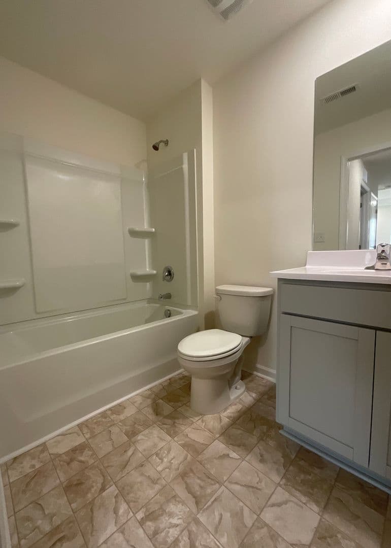 Morristown House: 569 Cliff St