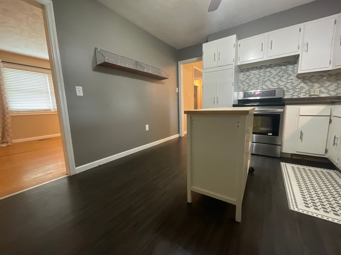 Morristown House: 3984 Bruce St