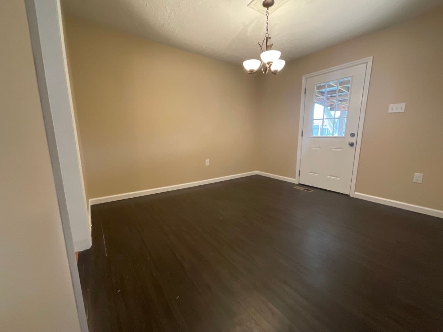 Morristown House: 3984 Bruce St