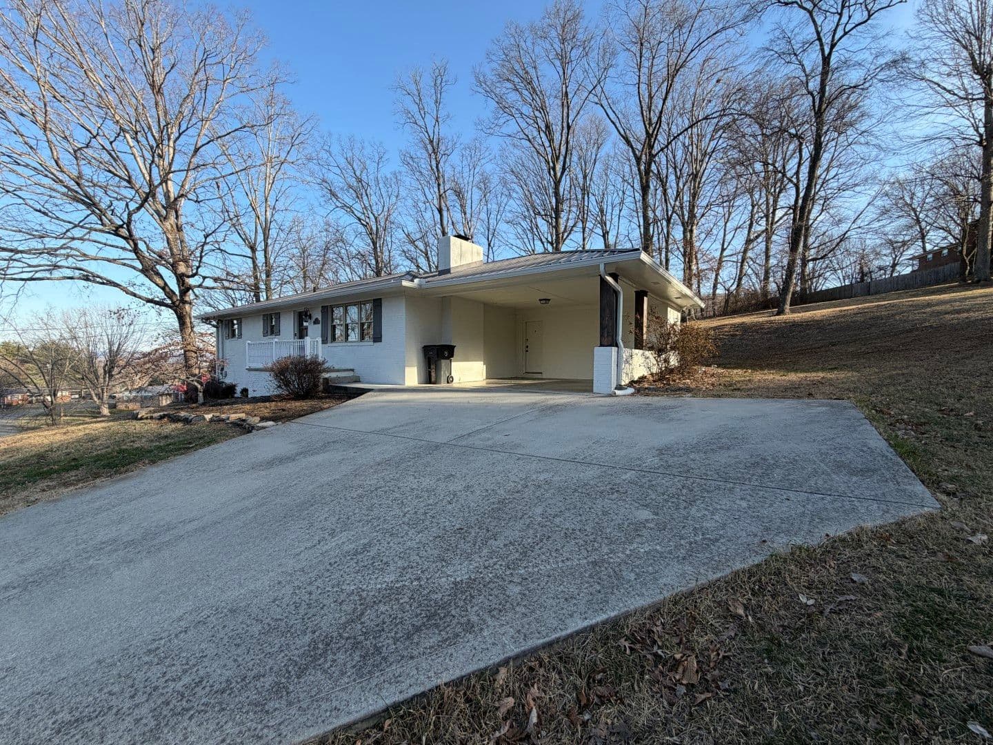 Morristown House: 1046 Tennessee Hills Dr