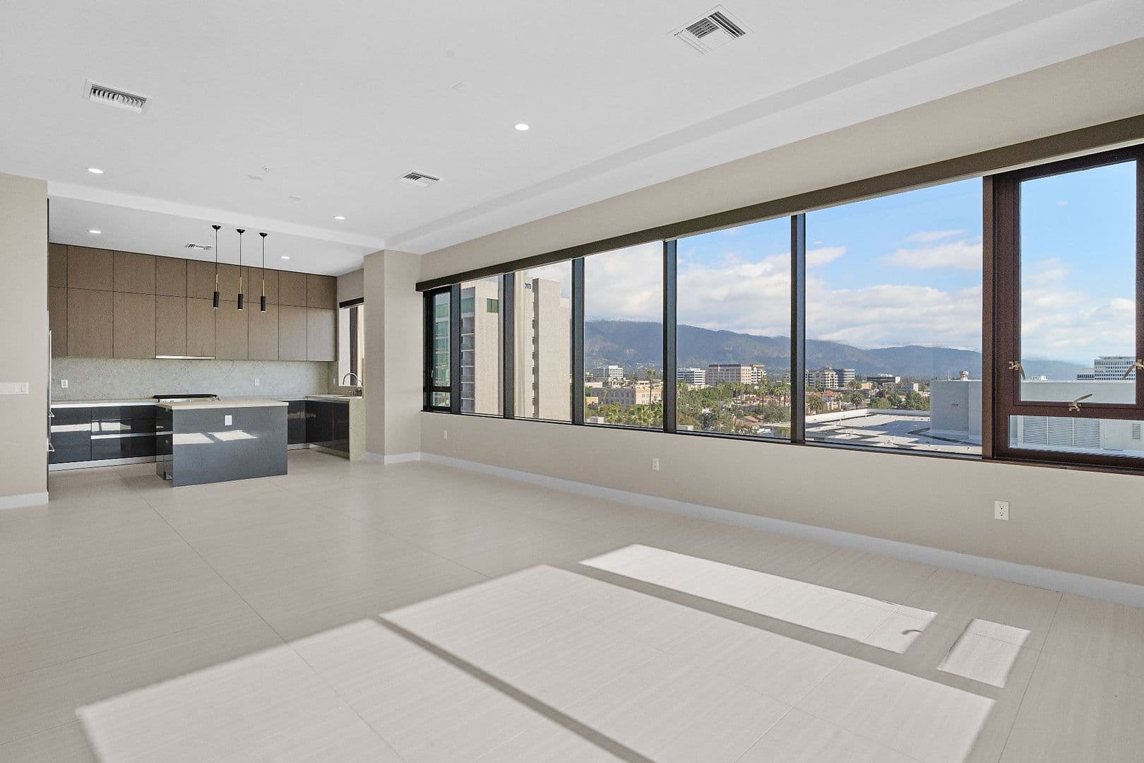 Pasadena Condo: 388 Cordova St, Unit 707