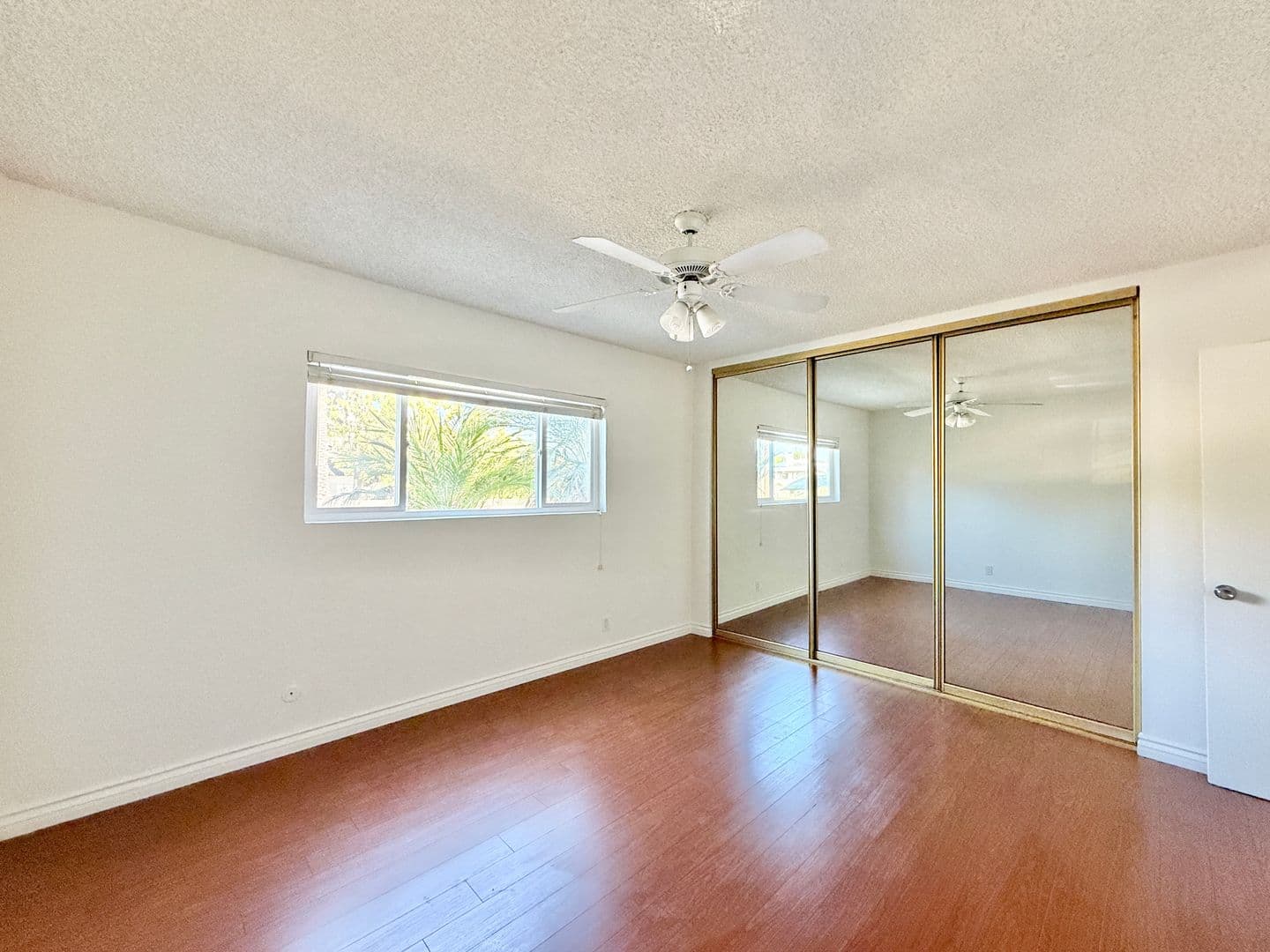 Studio City Apartment: 12231 Moorpark St.