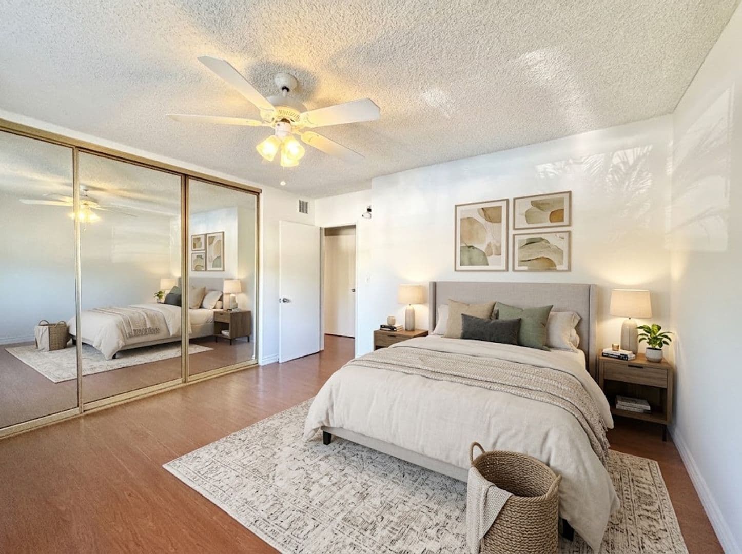 Studio City Apartment: 12231 Moorpark St.