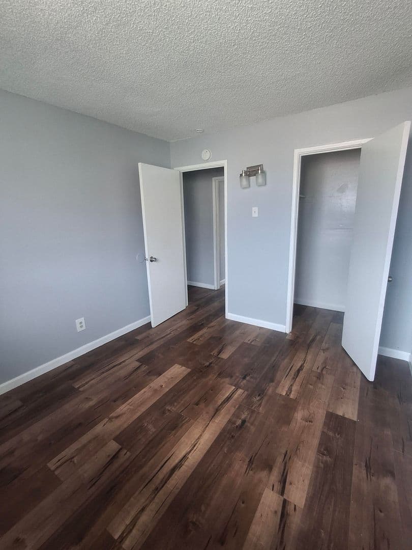 Baldwin Park Apartment: 3933-3943 La Rica Avenue