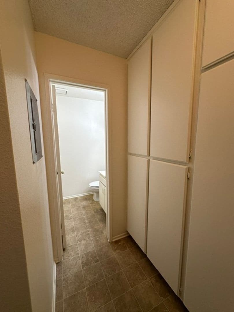 Ontario Apartment: 1468 East D Street
