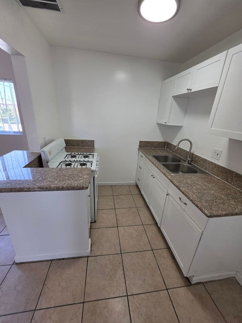Stanton Apartment: 8043-8055 Chapman Avenue