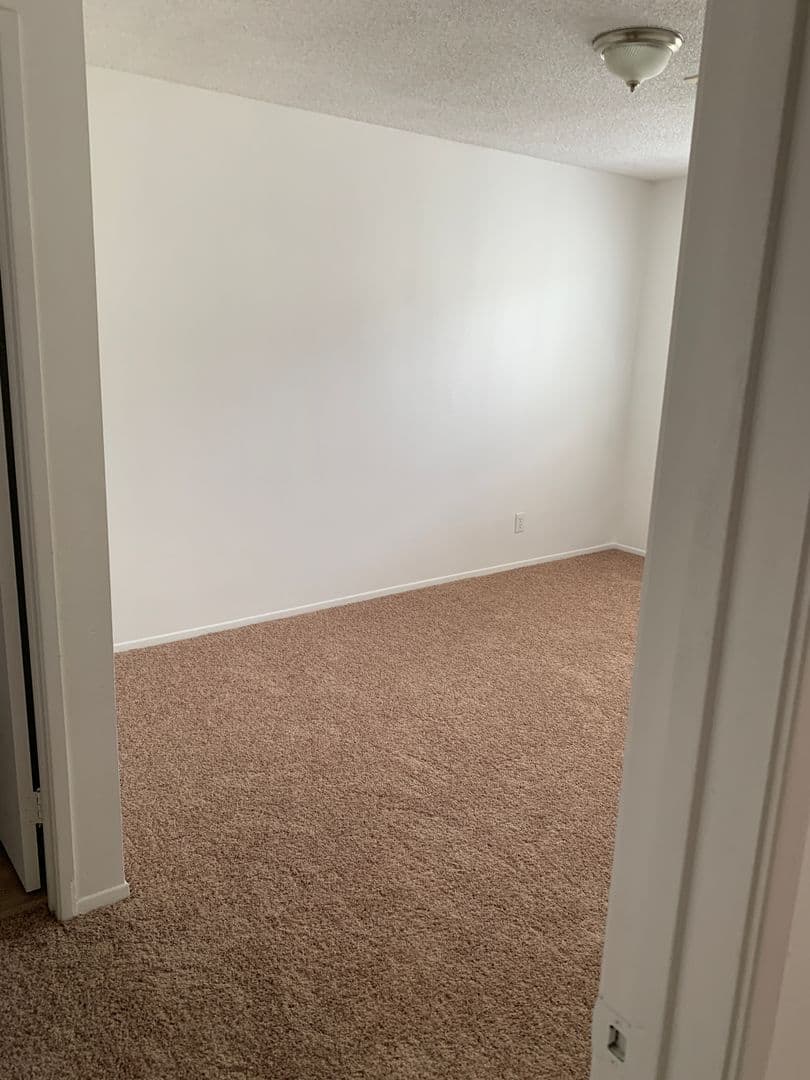 San Gabriel Apartment: Broadway Apts: 507 E. Broadway Ave.