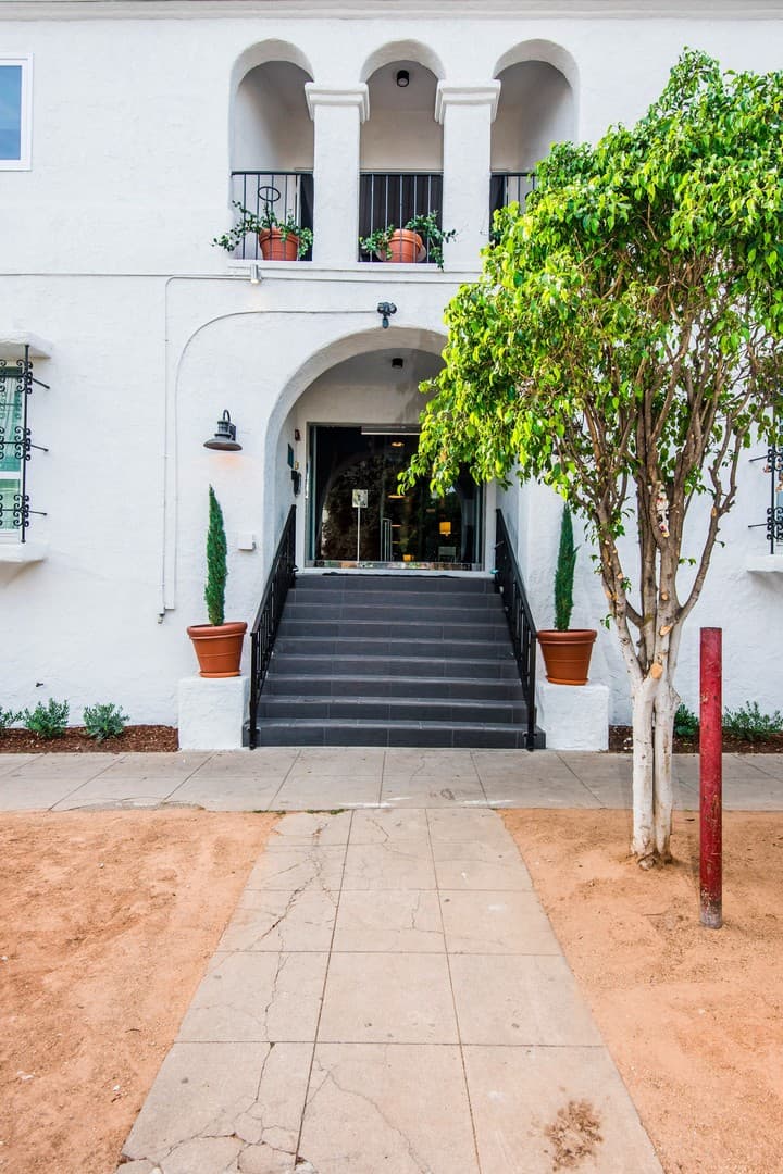 Los Angeles Apartment: 1439 N. Curson Avenue