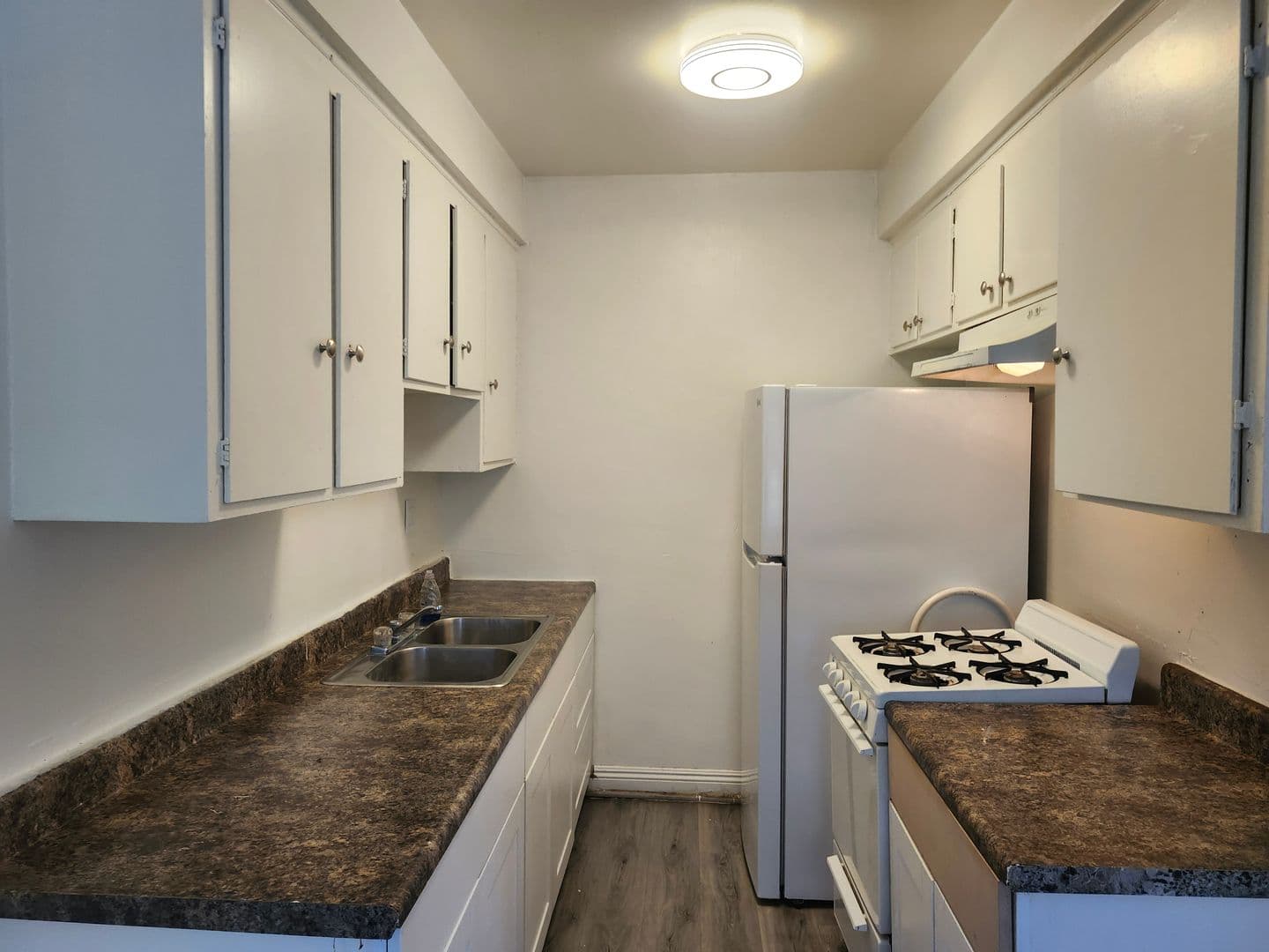 Montebello Apartment: 1320 Greenwood Ave.