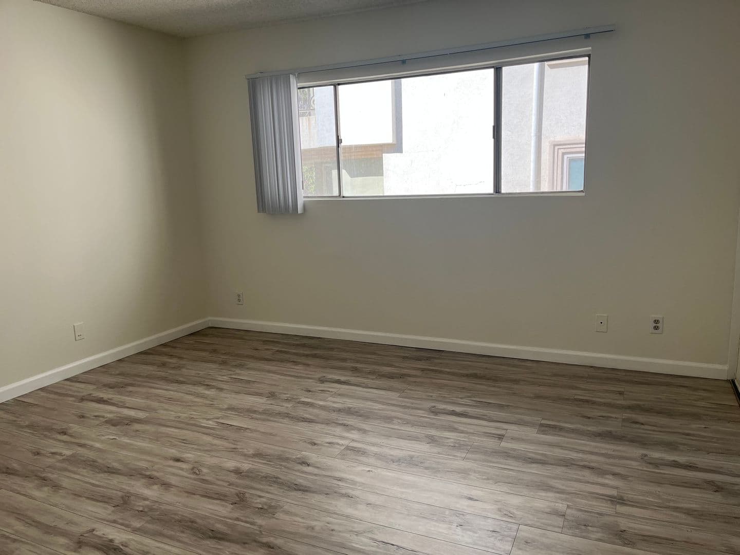 Studio City Apartment: 4248 Whitsett Avenue