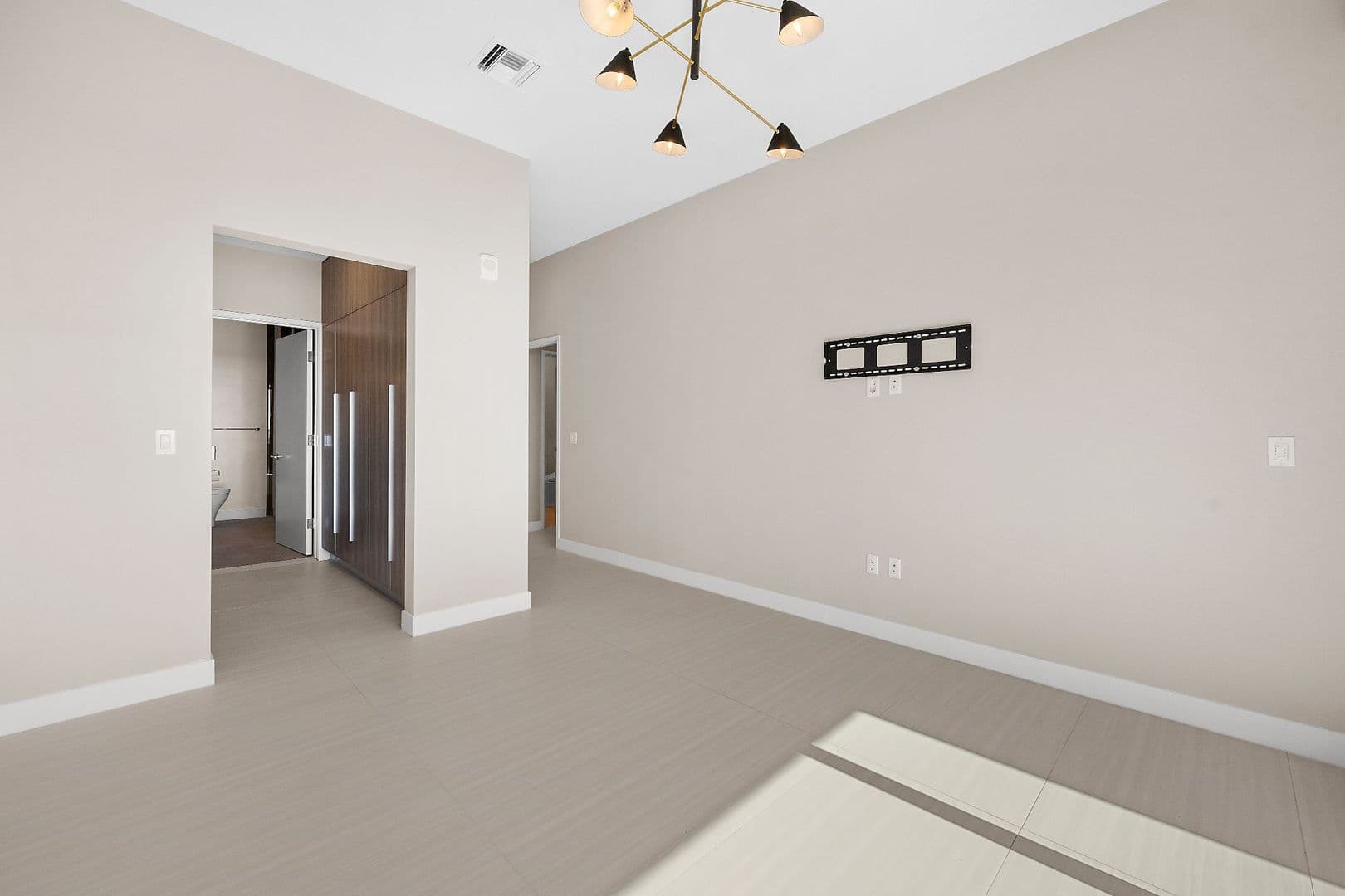 Pasadena Condo: 388 Cordova St, Unit 707