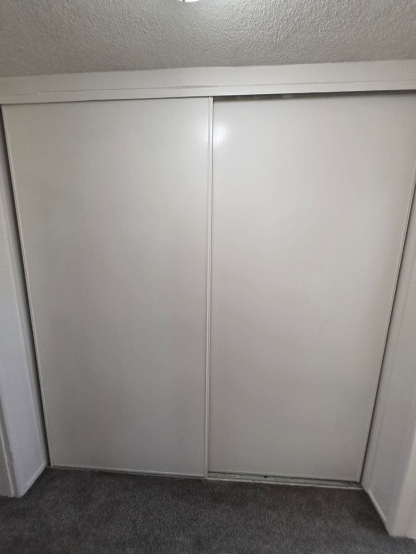 Los Angeles Apartment: 1125 West 107th Street