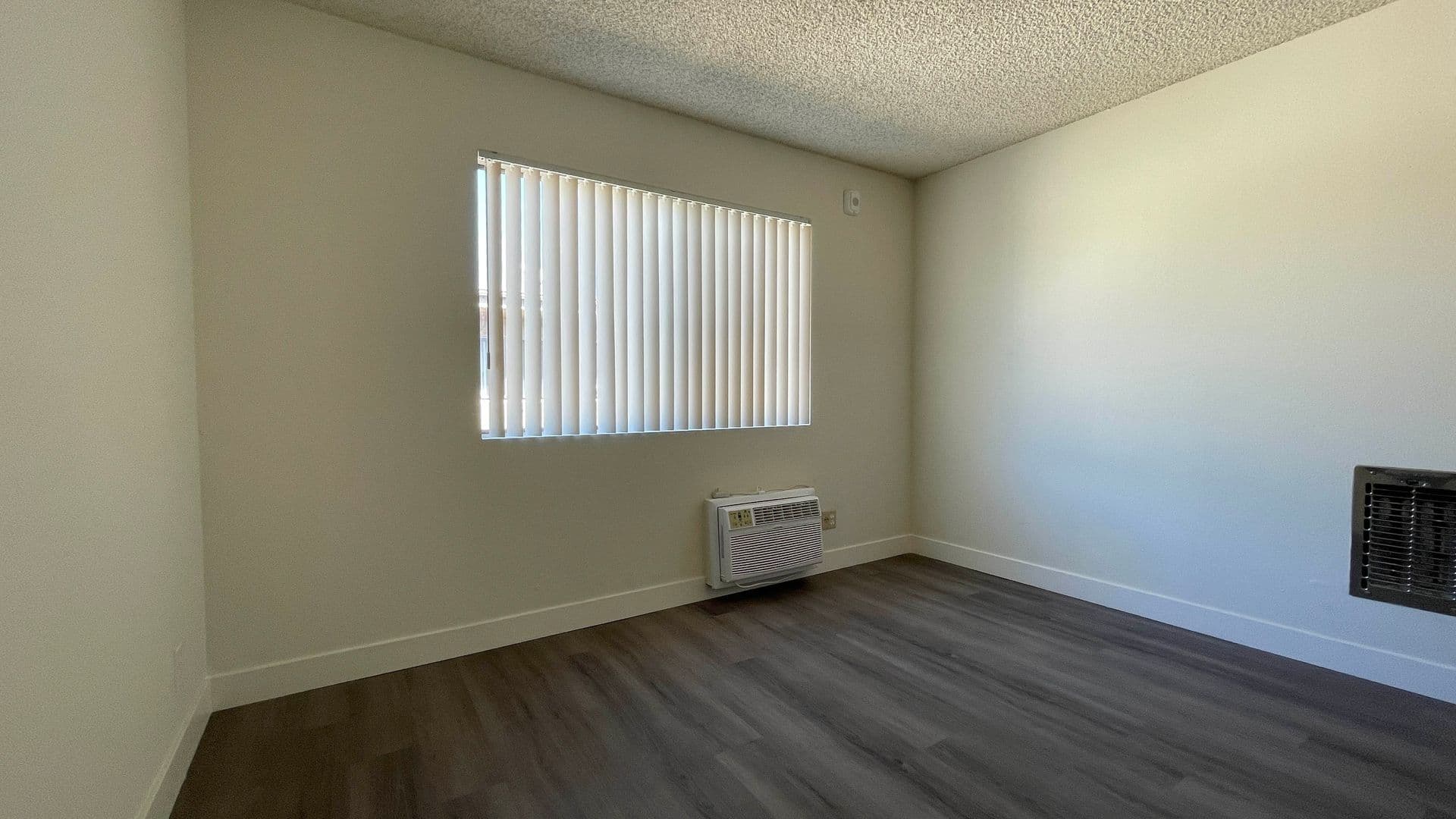 Valley Village Apartment: 11955 Weddington St
