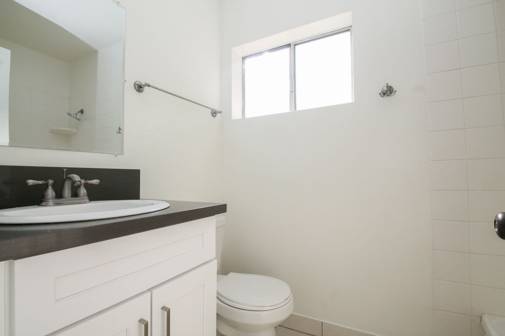 Sherman Oaks Apartment: 15339 Weddington St.