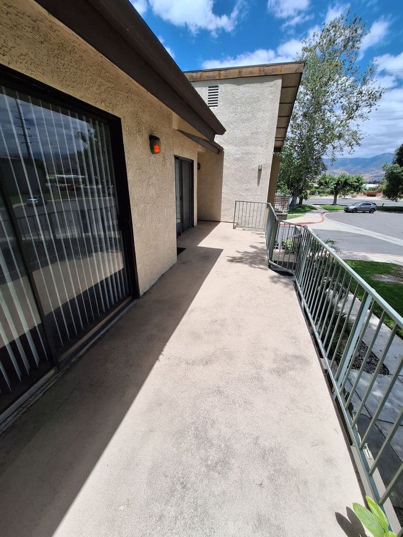 Redlands Apartment: 1269 N. EDWARDS ST #11