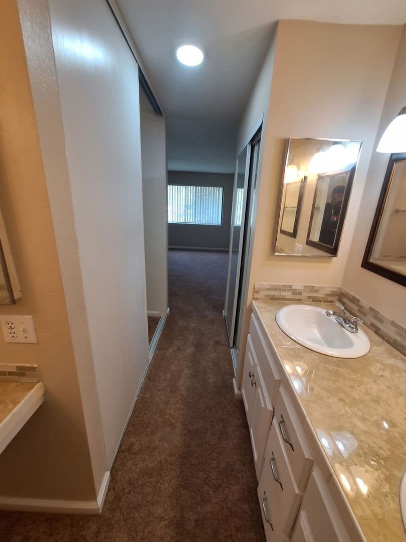 Redlands Apartment: 1269 N. EDWARDS ST #11