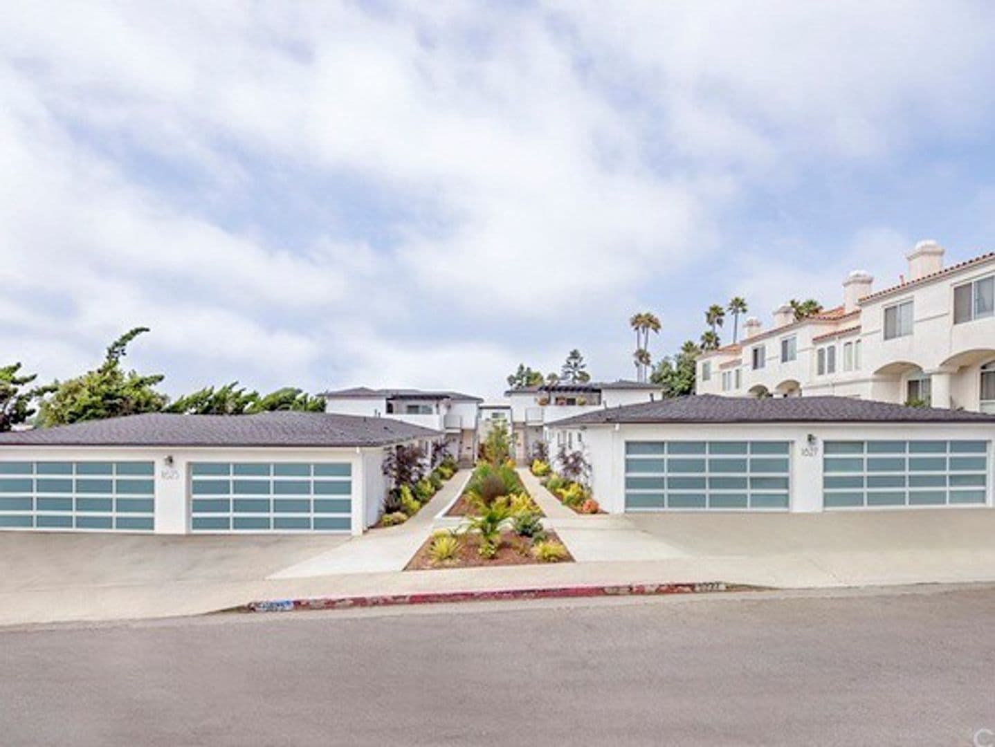 El Segundo Apartment: 1625 - 1627 E. Palm Ave