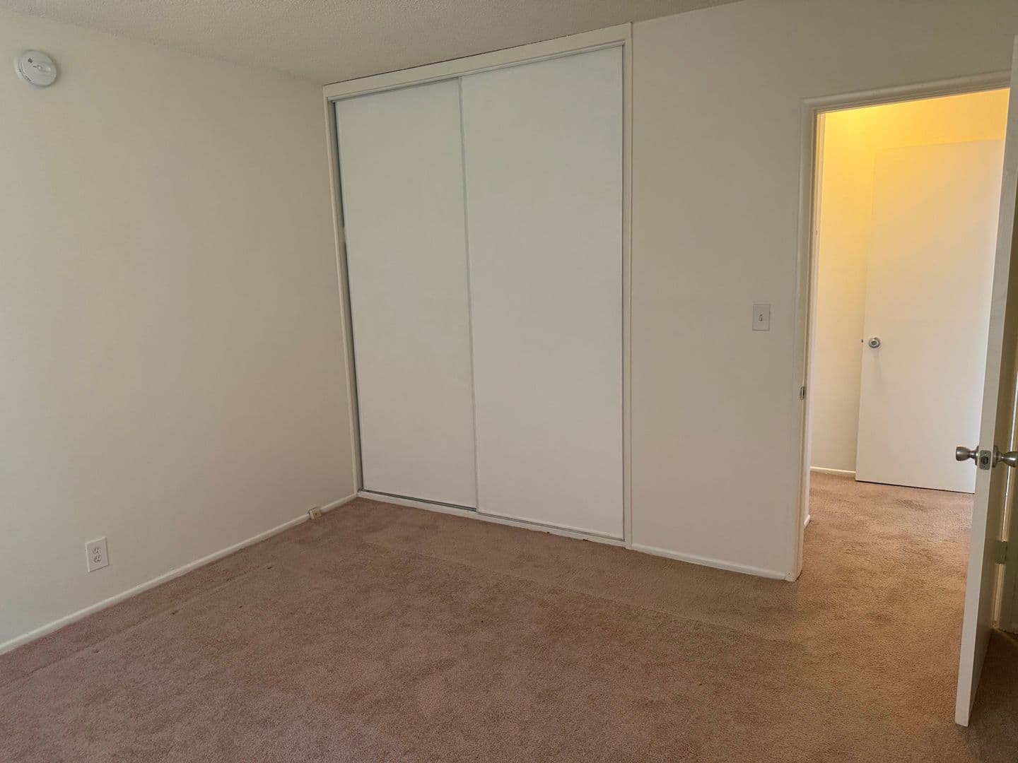 North Hollywood Apartment: 6851-67-63 Whitsett Ave