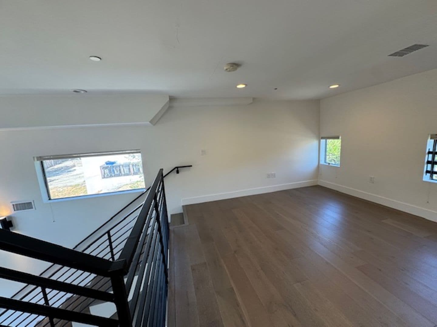 Los Angeles Apartment: 321 N. Bixel St.